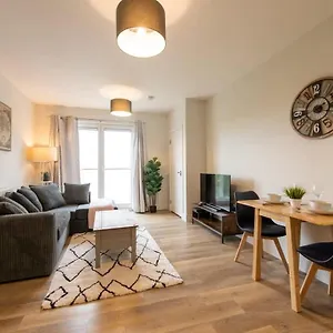  Apartment Fantastic 1 Bed In